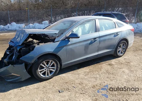 2016 Hyundai Sonata z USA, uszkodzony, nr VIN 5NPE24AF7GH394975